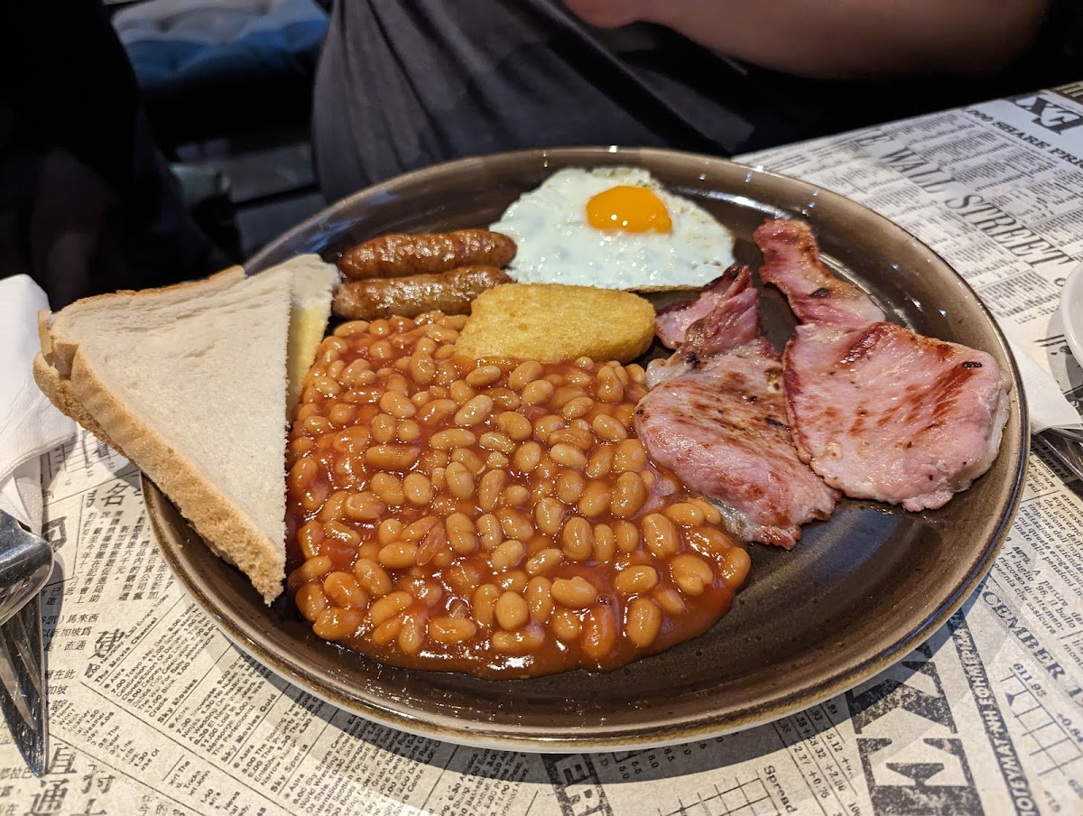 Munchkins Restaurant London Ltd-6